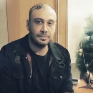 دانلود آهنگ محسن چاوشی و نخ به نخ دهنم دود است دانلود آهنگ محسن چاوشی و نخ به نخ دهنم دود است